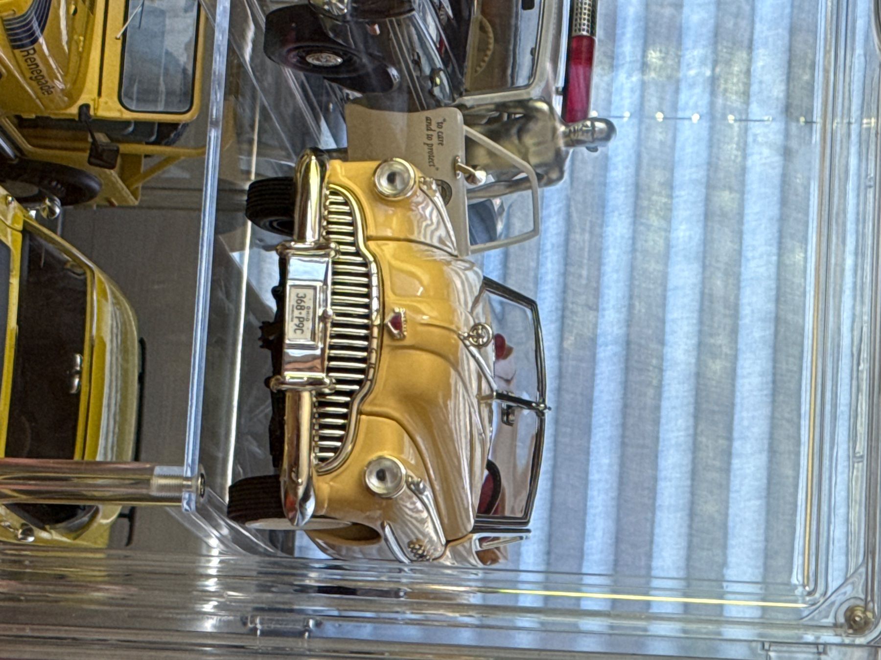 Modellini d'auto: Moviecar: 1949 Buick Roadmaster "Rain Man" – Nuovo (secondo la descrizione) da Basel venduto da Zomeg 8