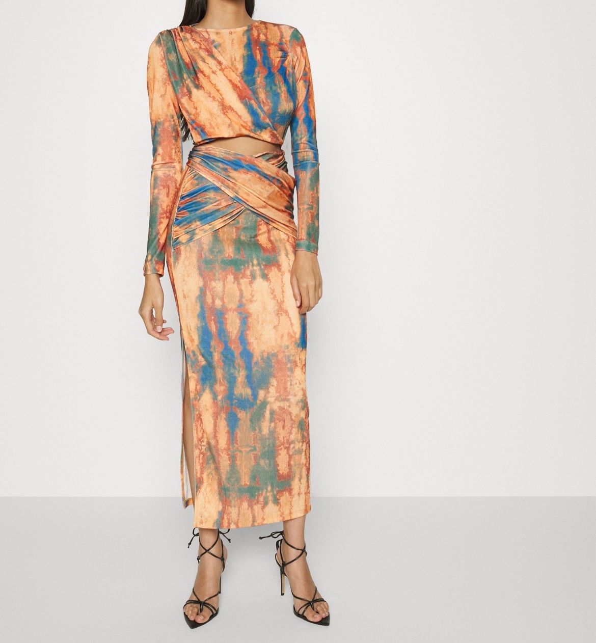 Na-kd Vestiti: Kleid von NA-KD – Nuovo (secondo la descrizione) da Balgach venduto da DeeKova
