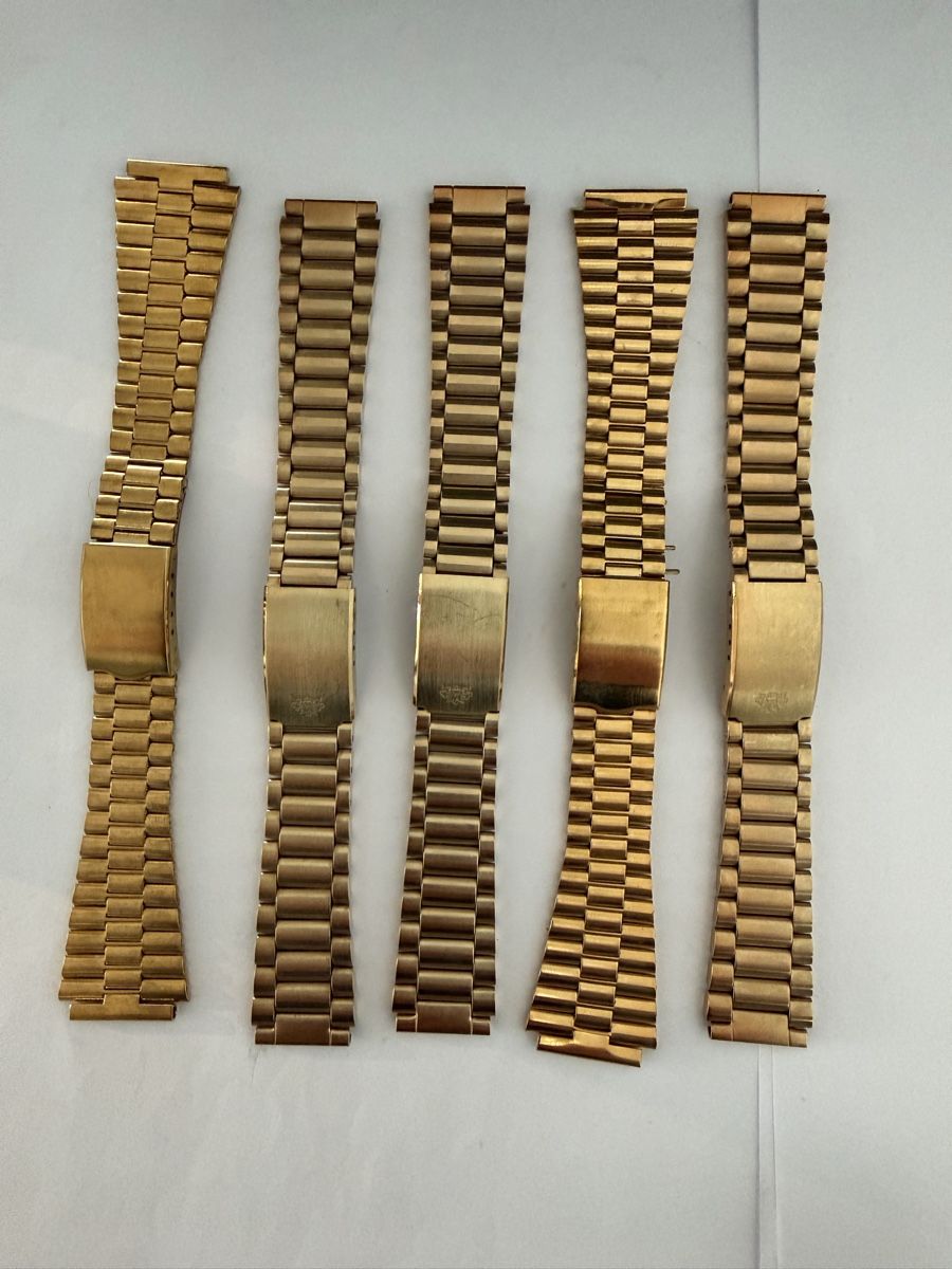 Armbänder & -reifen: 5 Stk Uhrenbänder (4) – Neu (gemäss Beschreibung) aus Ballwil von lukyluciano21