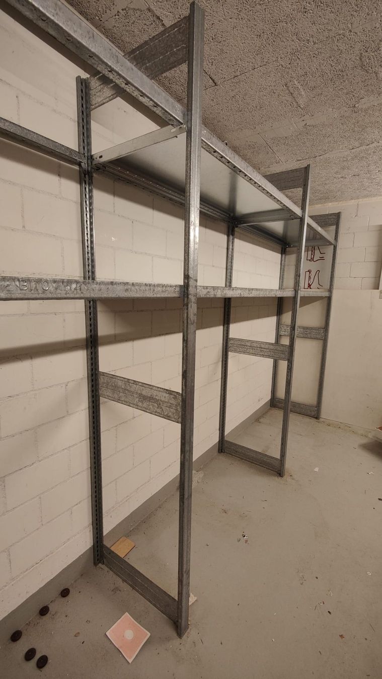 Scaffali: Bito Lagergestell – Usato da Rotkreuz venduto da Basana2 4