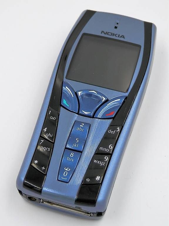 Telefoni cellulari / Smartphones: NOKIA 7250i mit Ladegerät – Usato da Bern venduto da urs_x8c8 3