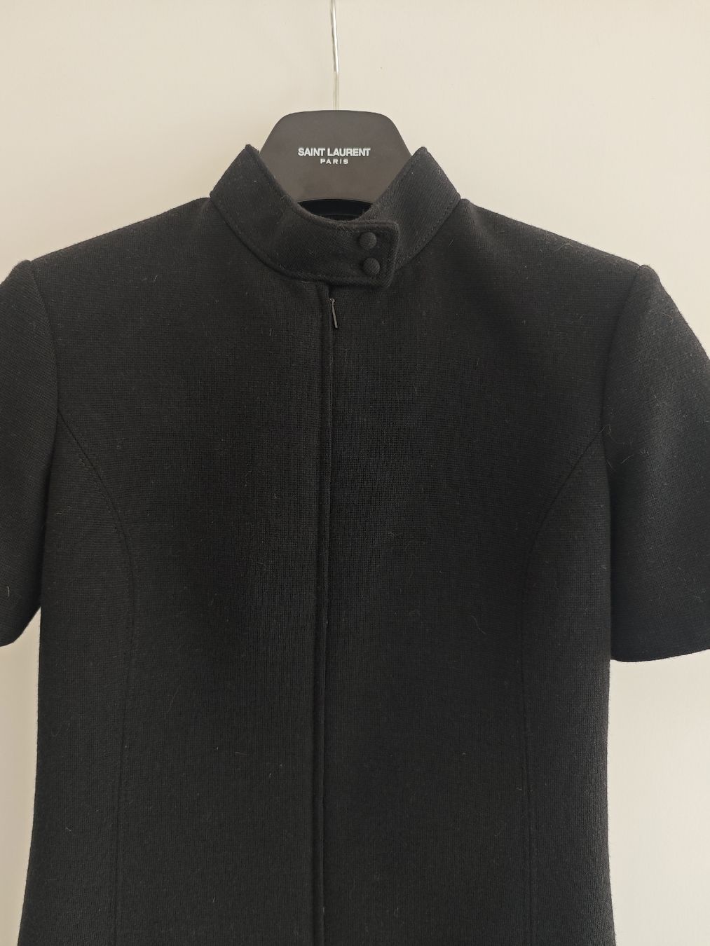 Saint Laurent Vestiti: SAINT LAURENT Woll Mini Dress black – Nuovo (secondo la descrizione) da Erlenbach ZH venduto da nlh 1