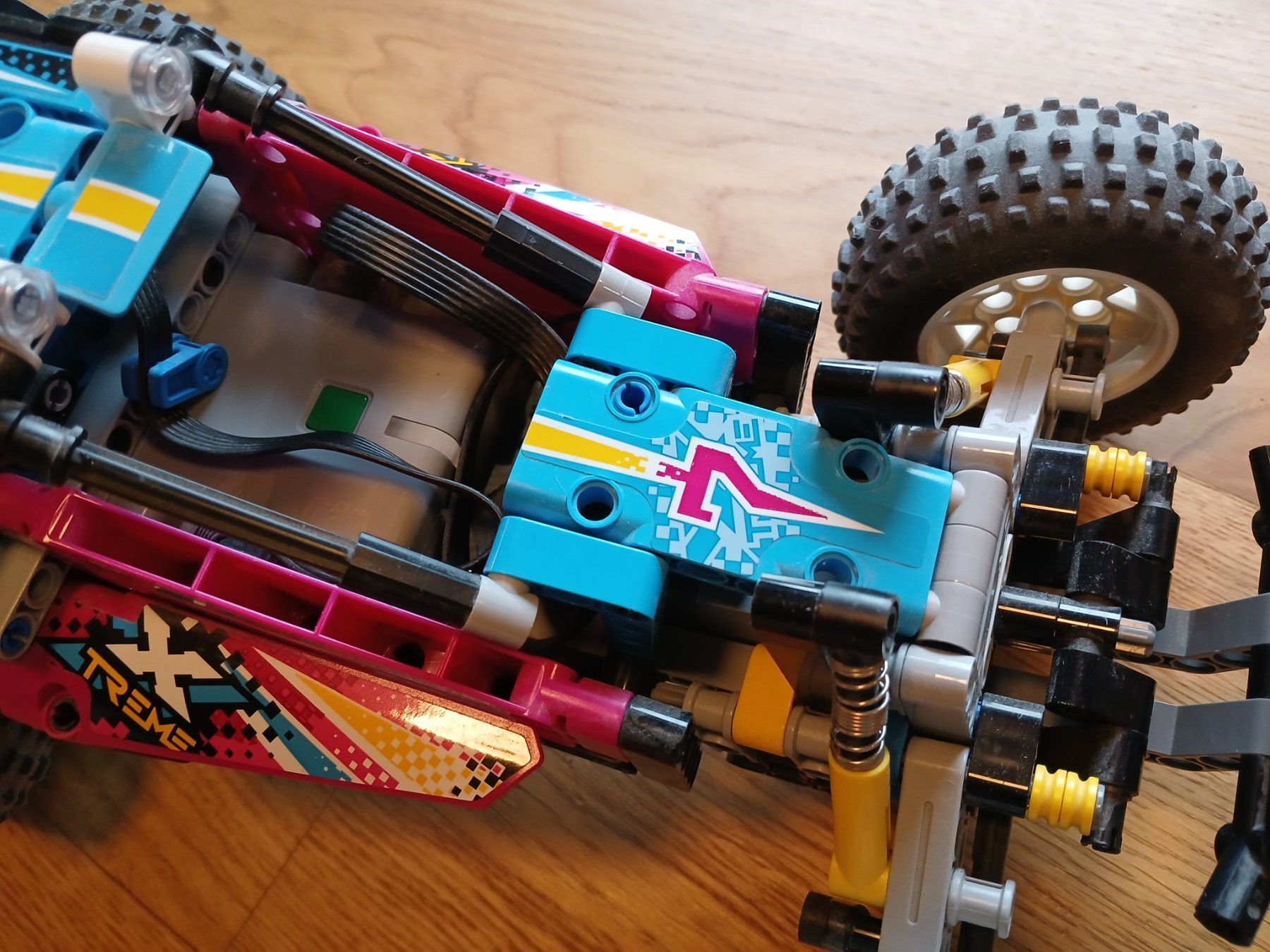 Lego Giocattoli: LEGO Technic Geländewagen 42124 – Usato da Wolfhausen venduto da Garfield1414 3