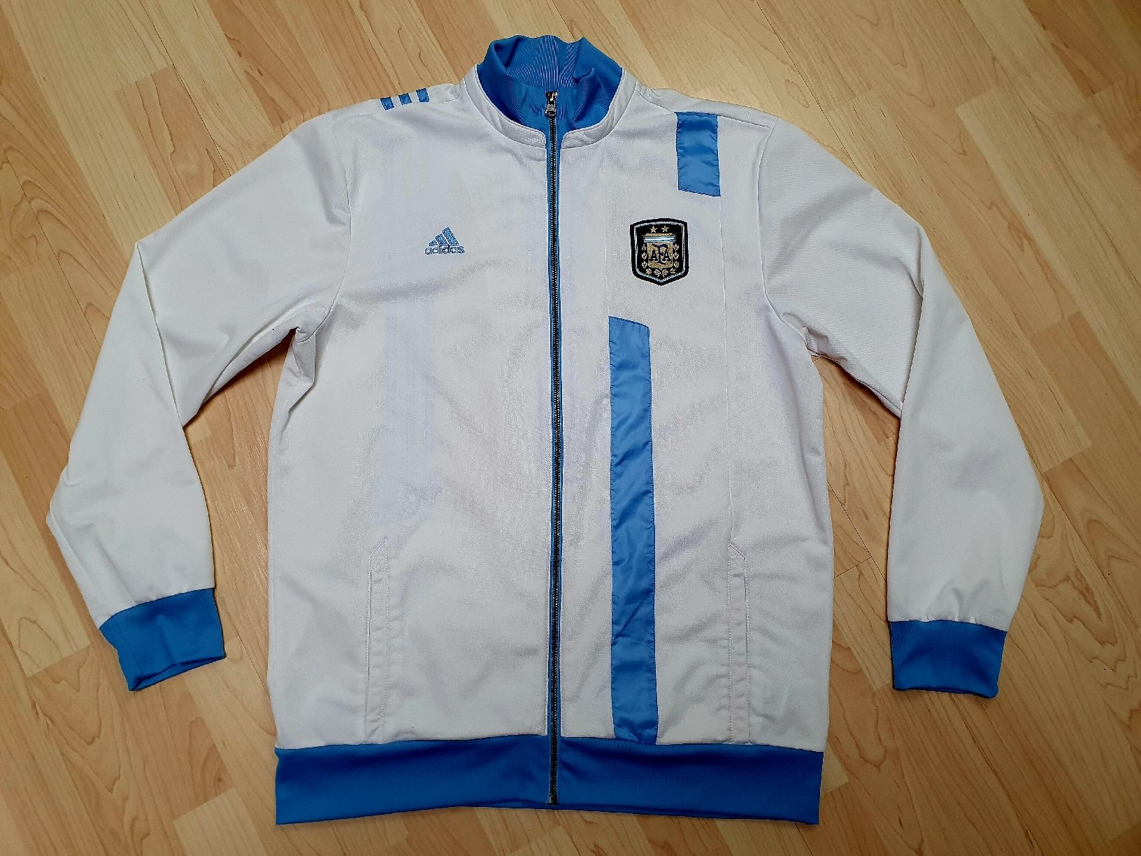 Adidas Jacken: Adidas 2012 Argentinien Jacke Grösse L – Neu (gemäss Beschreibung) aus St. Gallen von CaliSunshine