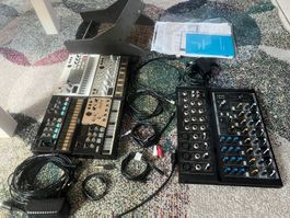 KORG: Volca Drum, Volca Sample, Volca fm, Volca Bass,  Mix8