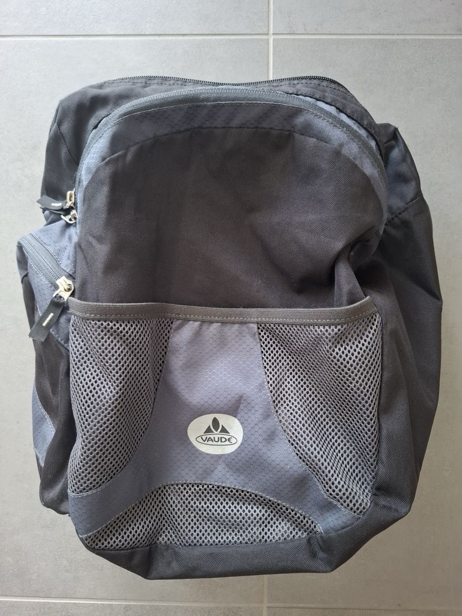 Vaude Taschen: Dreifache Hinterradtasche VAUDE Karakorum – Neu (gemäss Beschreibung) aus Thun von sof_by7w 2