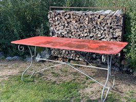 Gartentisch Metall rot grau gebrauchter Zustand