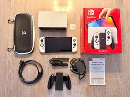 Nintendo Switch OLED Weiss + 256GB SD + Etui --- Top Zustand