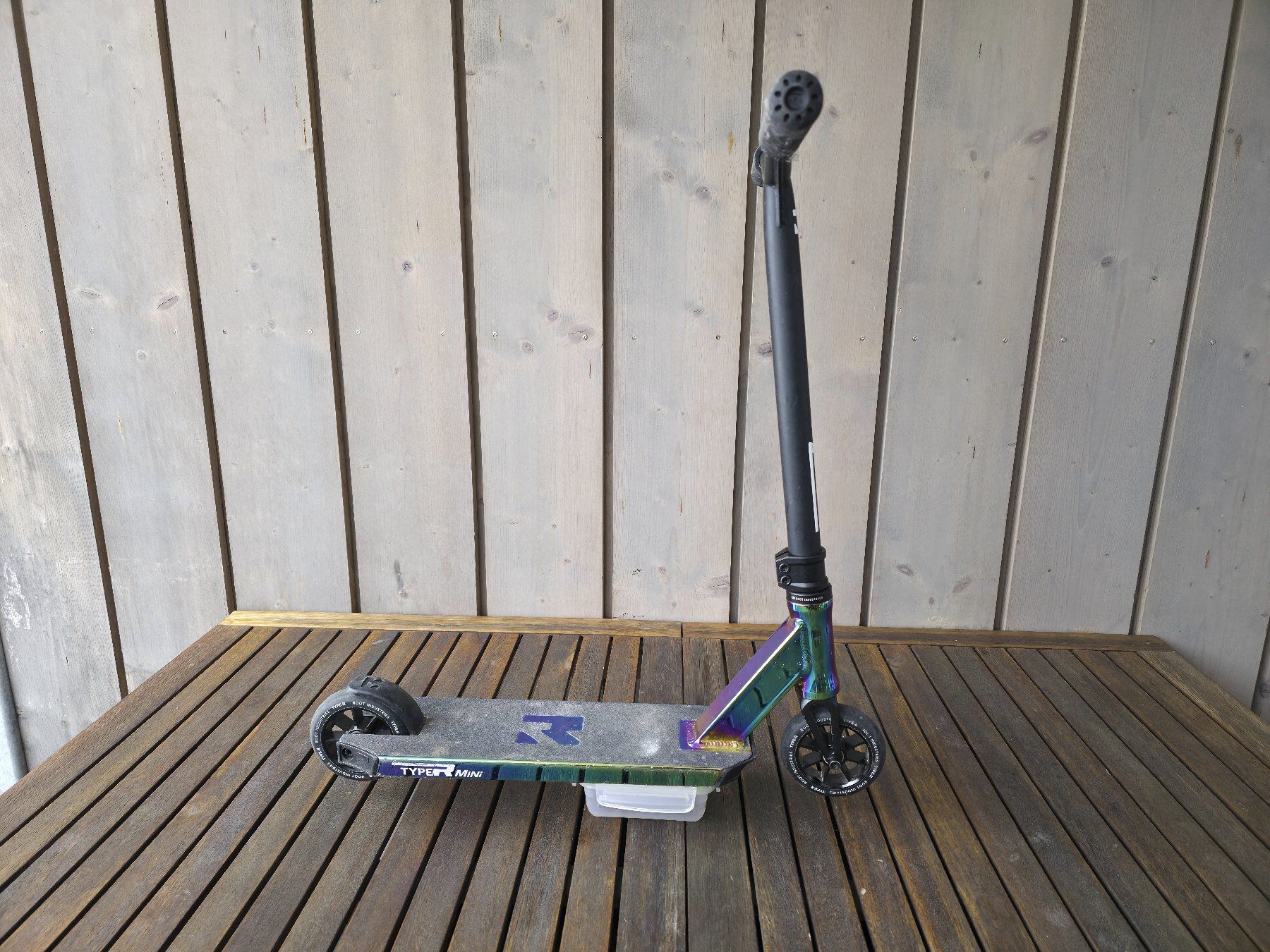 Kickboard: Root Type-R Mini Stunt Trotti, Farbe "Rocket Fuel" – Usato da Glattfelden venduto da SVLINCH 1