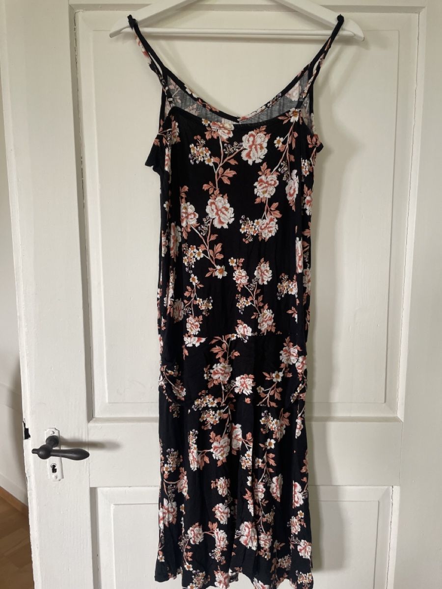 Lascana Vestiti: Wunderschönes Sommerkleid von Lascana – Usato da Wernetshausen venduto da Judith016 1