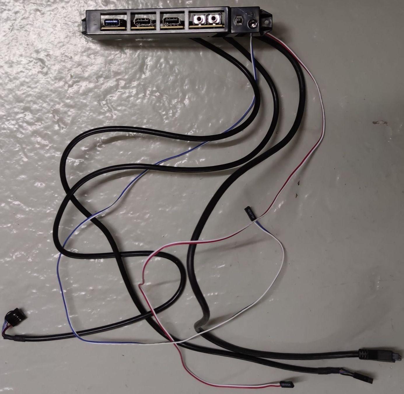 PC: 🔥 Computersteuerung Frontpanel Einsatz, Bastler / MINING 🔥 – Usato da Höri venduto da BlueElephant
