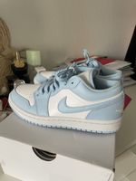 Nike Air Jordan 1 Low, hellblau, Gr. 36.5