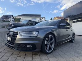 Audi A4 - 2.0 TDI - S-Line - Quattro - 190 PS