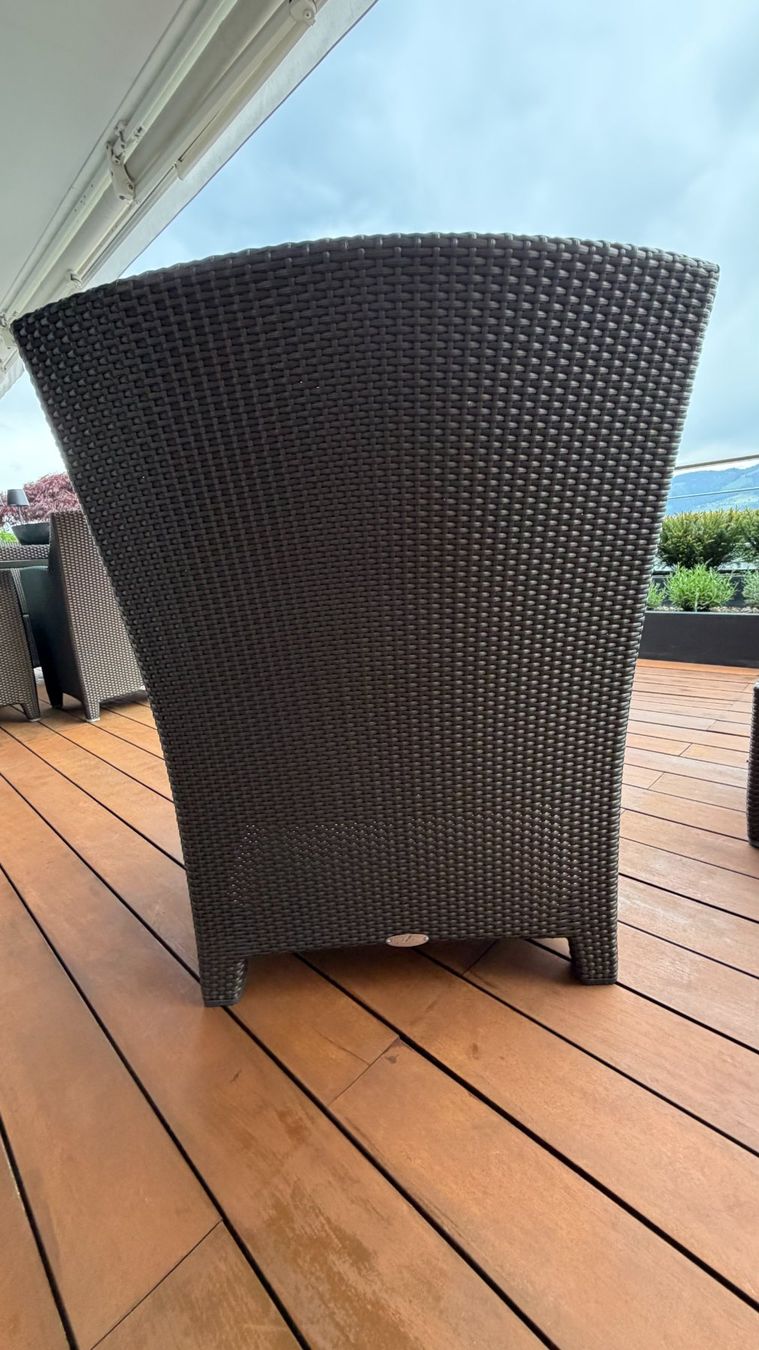 Dedon Poltrone: 2 Dedon Fauteuils mit 2 Sitzhocker und Sitzkissen – Usato da Jona venduto da HBD-Home 4