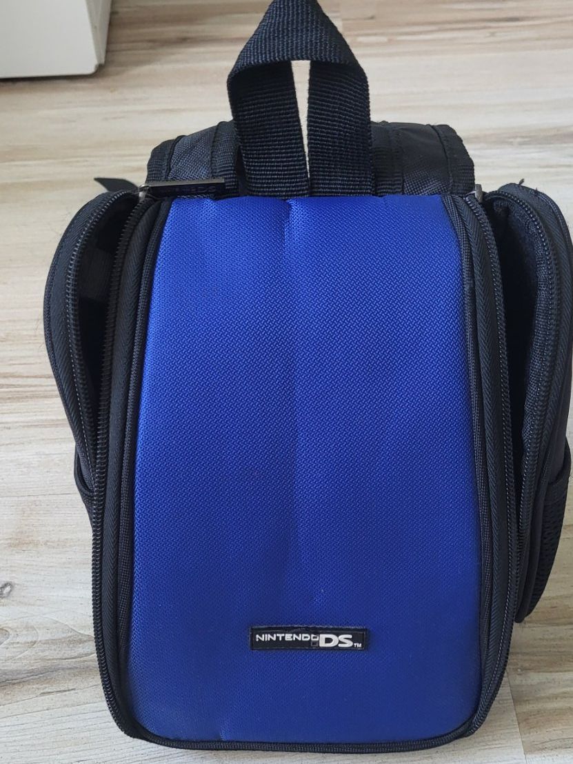 Nintendo Giochi: Sac de transport Nintendo DS – Usato da Sembrancher venduto da Jbc71