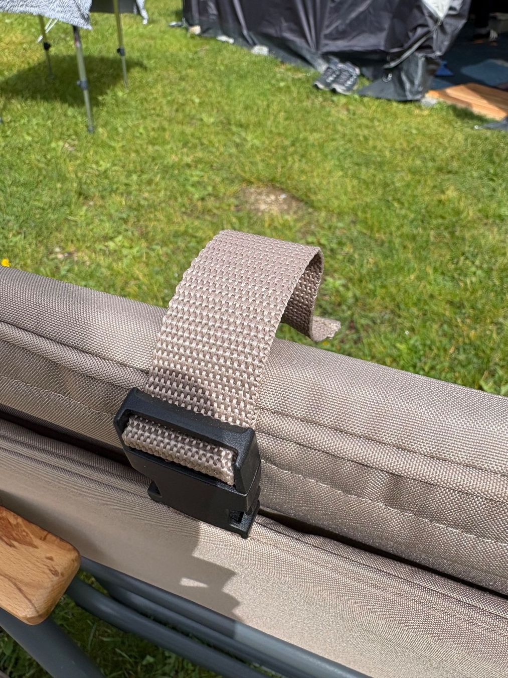 Stühle: Camping-/Gartenstühle (2 Stück) – Gebraucht aus Wetzikon ZH von XERA02 5