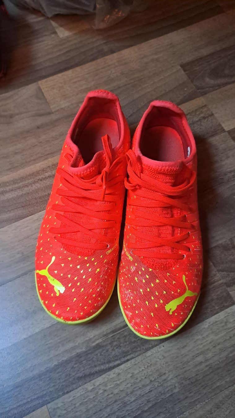 Puma Scarpe per ragazzi: Puma Hallenturnschuhe – Usato da gümmenen venduto da flower124