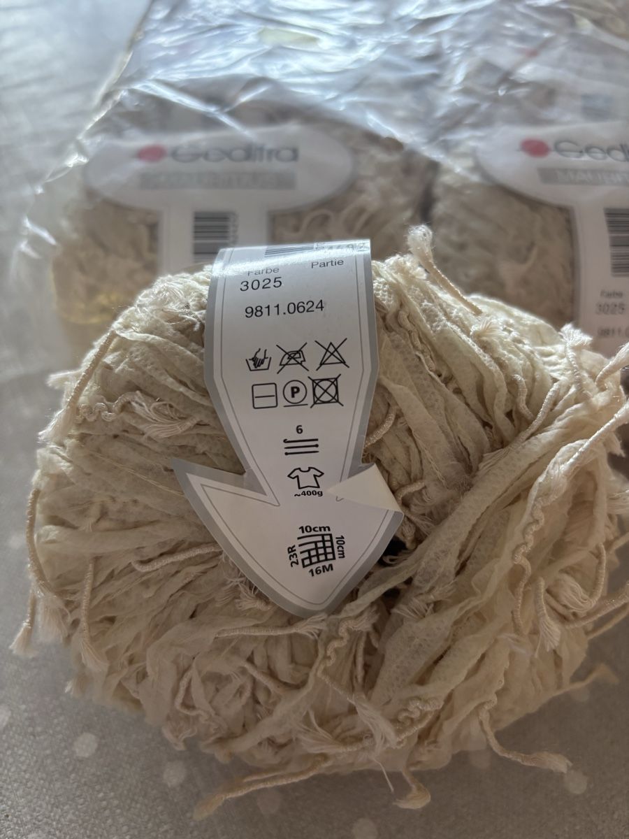 Laine: 10 pelotes Gedifra Mauritius – Neuf avec emballage d'origine à Randogne par BonnieG 2