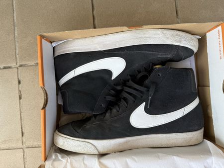 Nike Blazer black and White