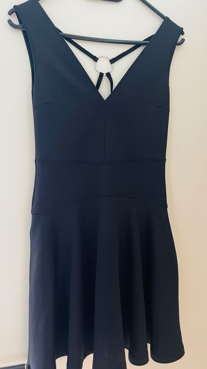 Guess Vestiti: Original GUESS Sommerkleid – Usato da Brüttisellen venduto da SonjaP0102 1