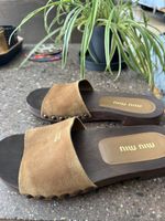 Original Miu Miu Clogs aus Wildleder