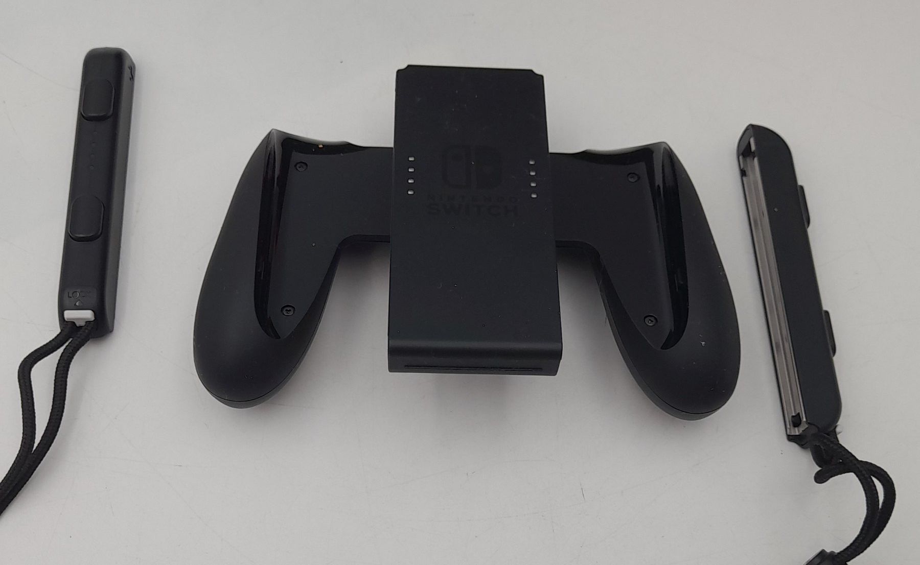 Nintendo Console: Console Nintendo Switch en boite comme neuf + Jeux – Nuovo e nell'imballaggio originale da St-Sulpice VD venduto da Davyd-a-Doc 3