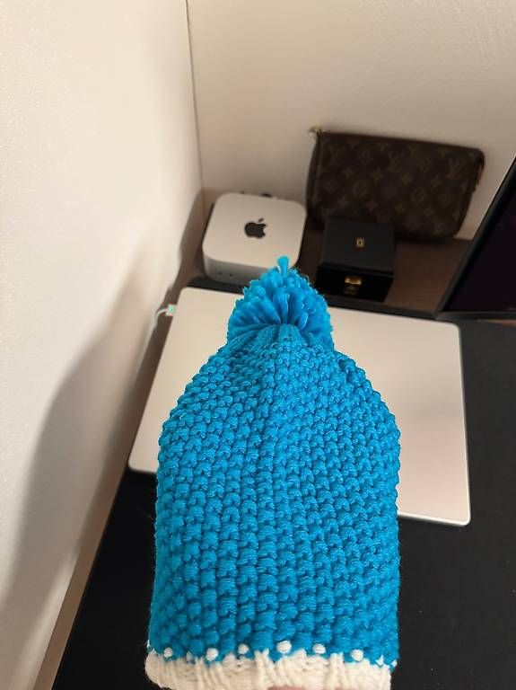 Copricapi, berretti & cappellini: Cute Blue Beanie Winter Hat - Standard Size – Usato da Schübelbach venduto da Rahnmont 4