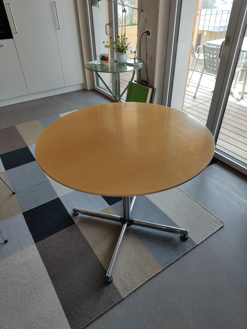 Tavoli: Designklassiker USM Kitos rund Buche 90cm – Usato da Meilen venduto da Luchskralle 1