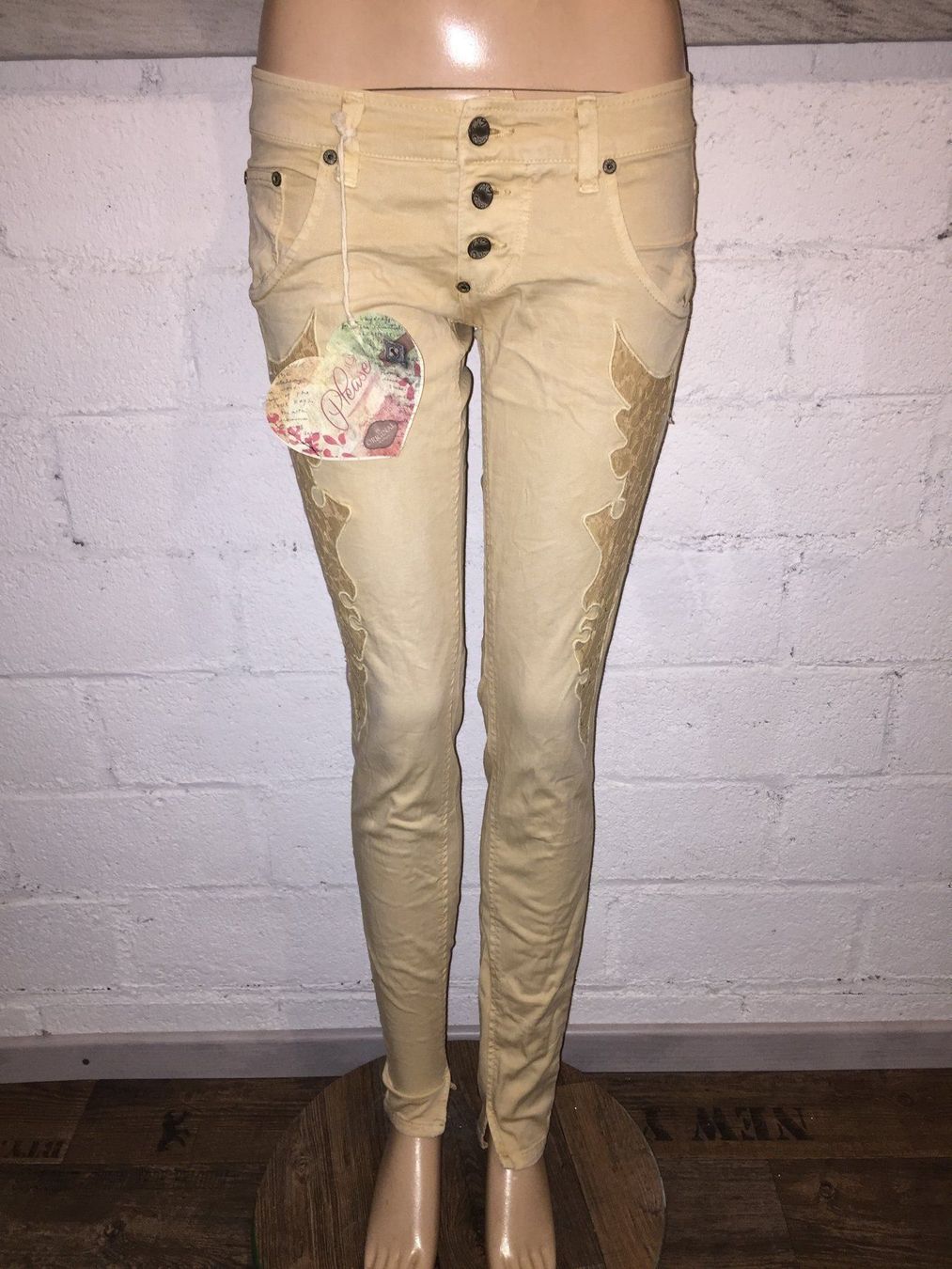 Please Jeans Jeans: Jeans PLEASE   Taille/Grosse S   Neuf/Neu – Nuovo e nell'imballaggio originale da Cossonay-ville venduto da Super-Price-Quality