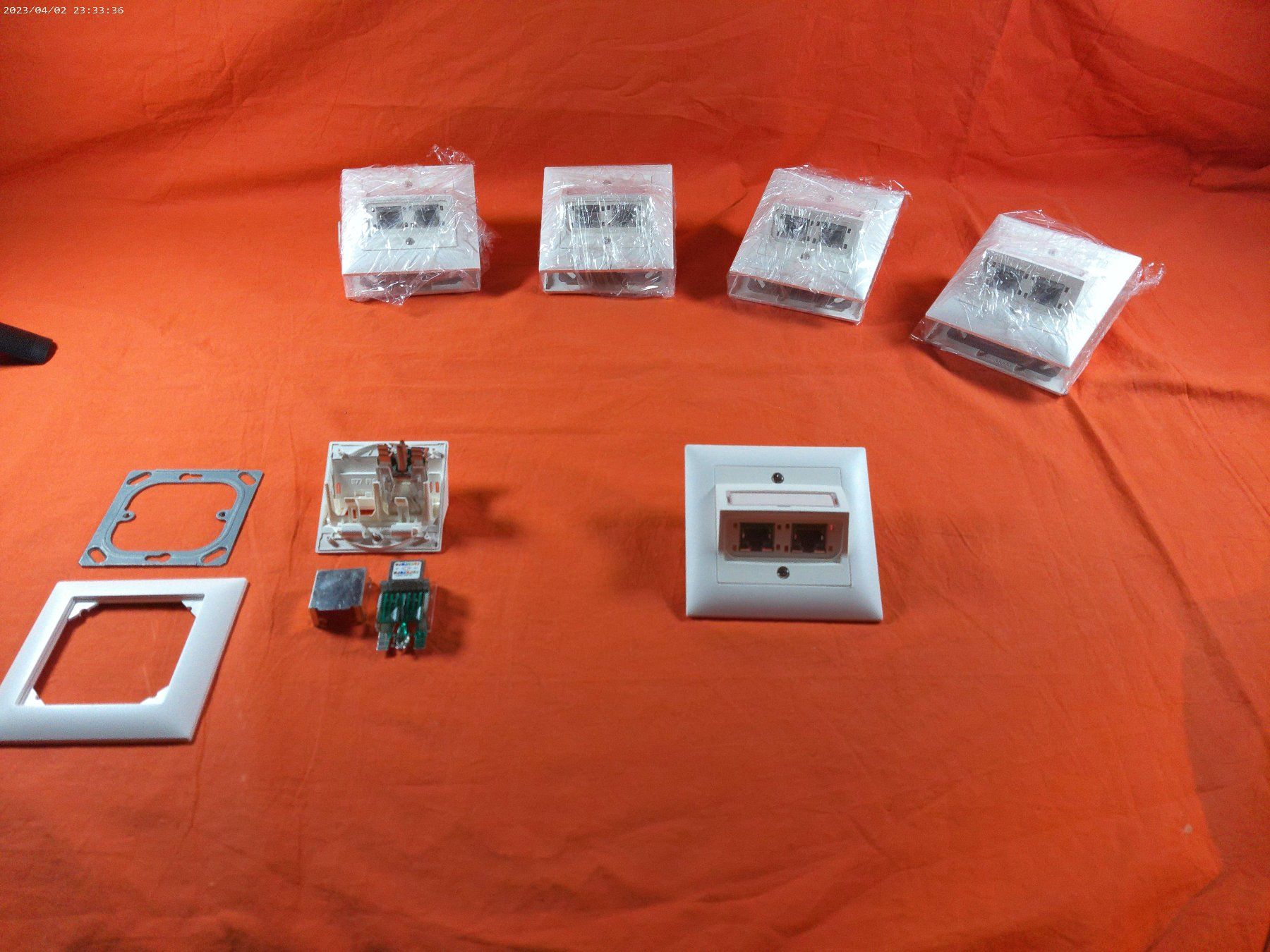 Feller Spine: Netzwerkdose 2x RJ45 Dual – Usato da Oftringen venduto da shoptwotrade 5