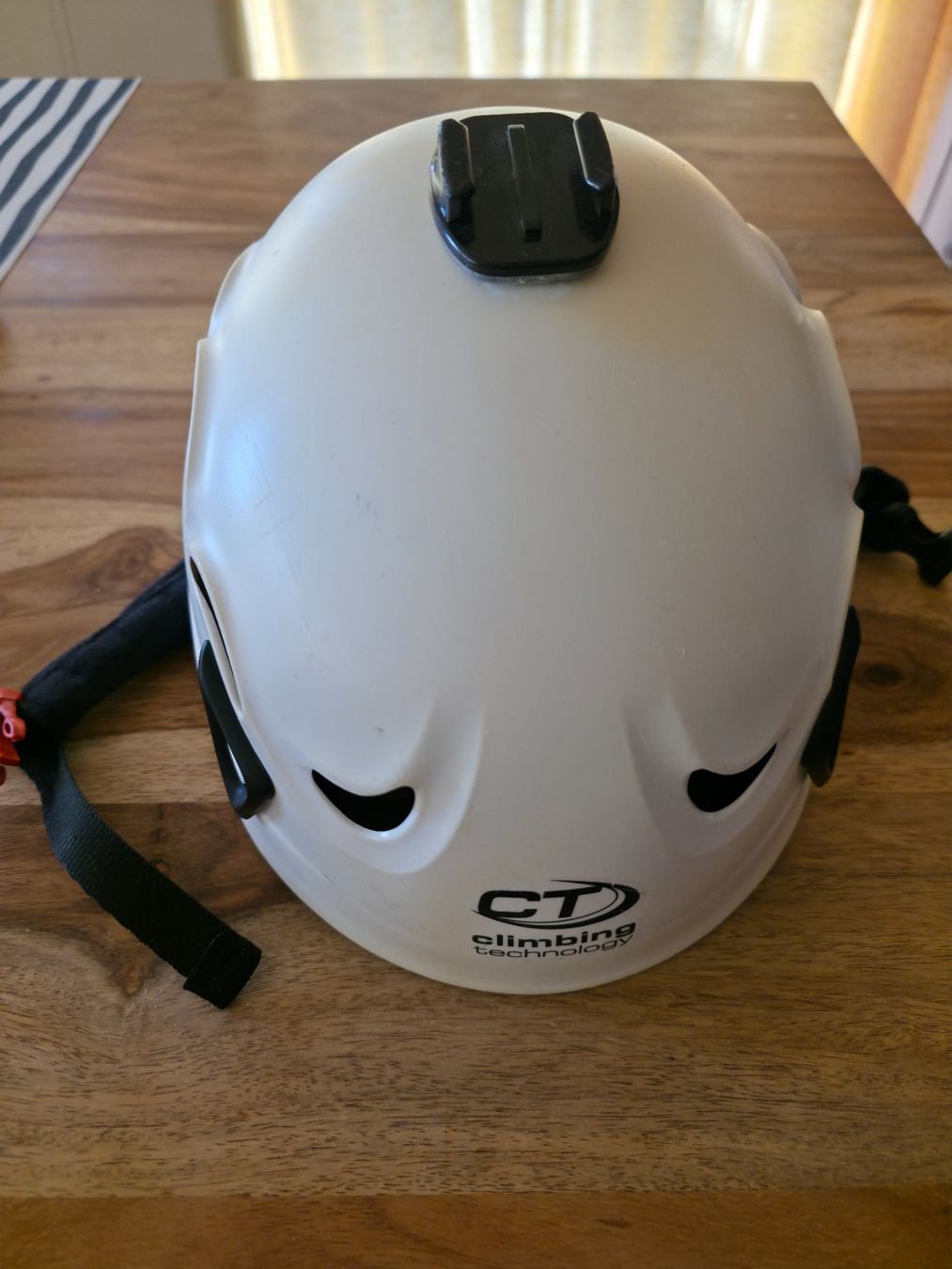 Helme: Kletterhelm mit Gopro Halterung – Gebraucht aus Rebstein von Memo-Moonstar