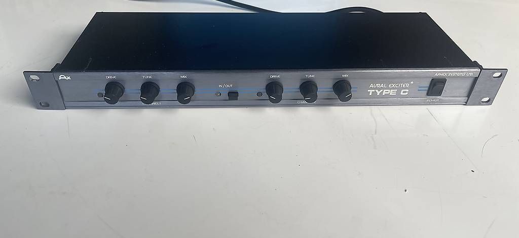 Equalizer: Aphex Aural Exciter Typ C – Gebraucht aus Alpnach Dorf von GuntaKinte