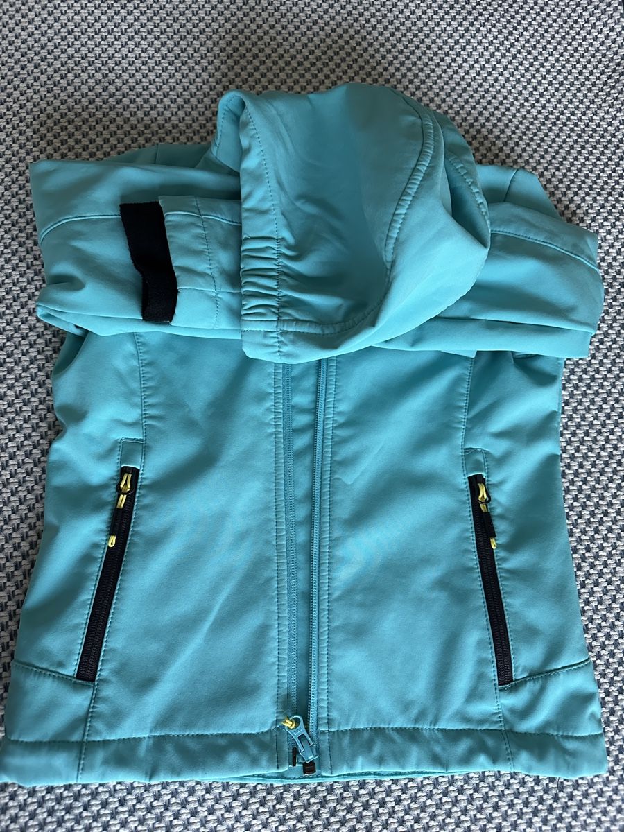CMP Jacken: CMP Ski Jacket Turquoise Size 128 Used – Gebraucht aus Zürich von ferreira.ana 1