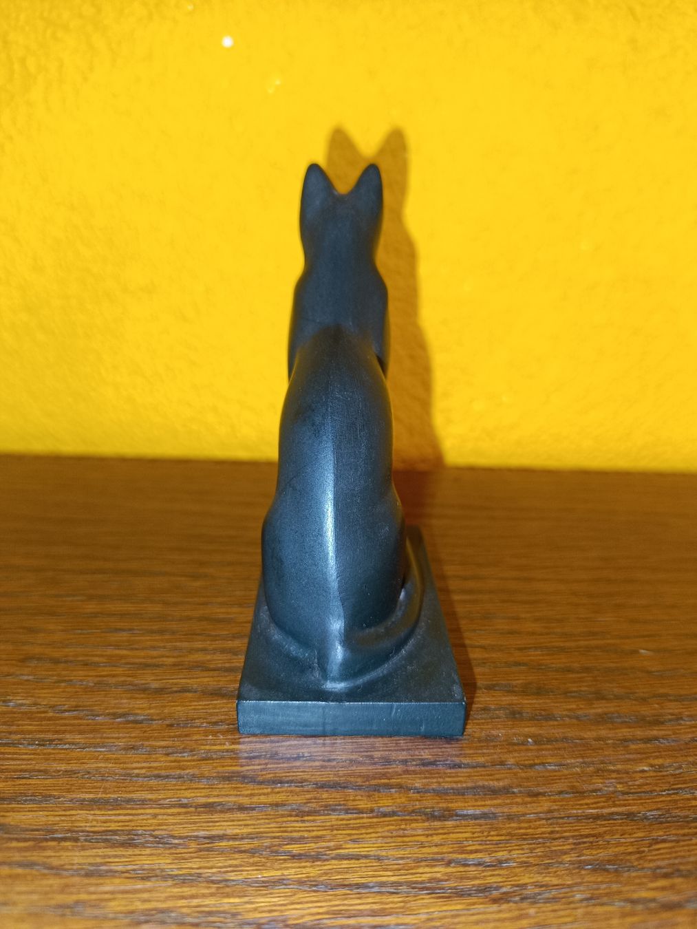 Sculture & Statue: Holzskulptur Katze 20x6.5x4 cm – Usato da Biberist venduto da Belzebu 2