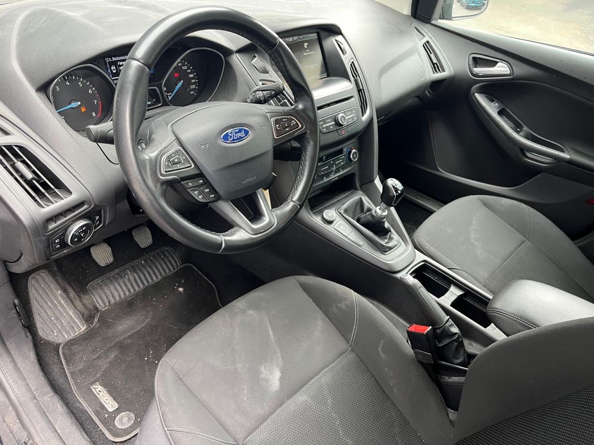 Ford Automobili: Ford Focus 1.0 – Usato da Wallbach venduto da SchnellAutomobile 7