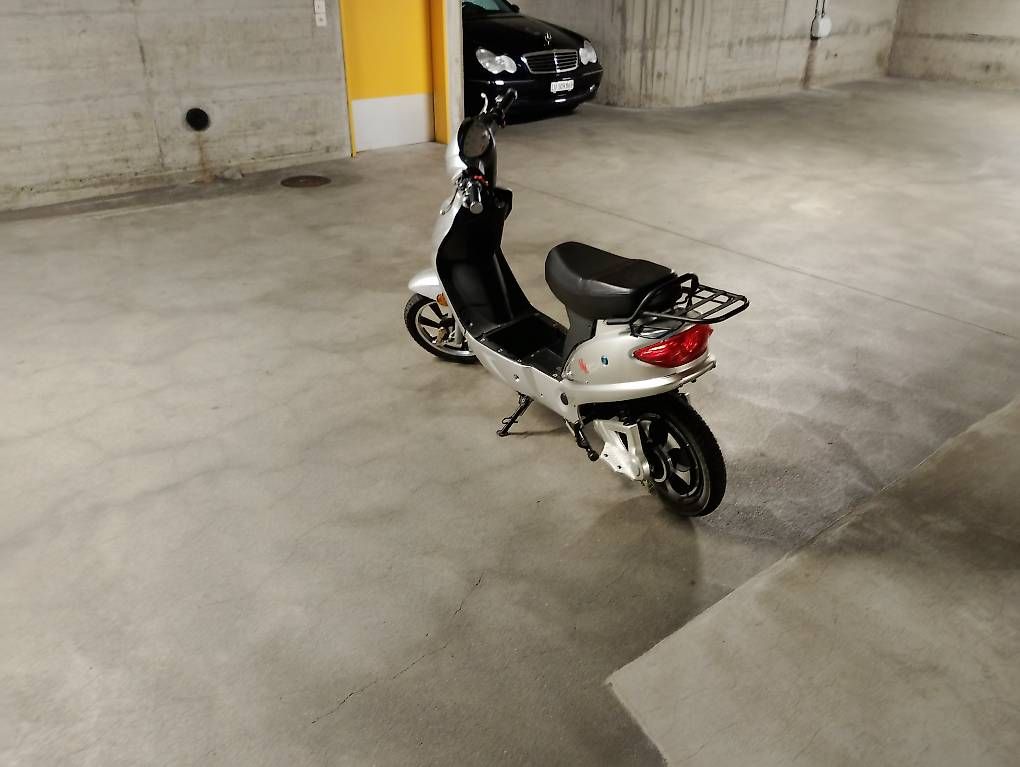 Voiturettes électriques: E roller 20km/h – D'occasion à Luzern par ajr_jr5t 1