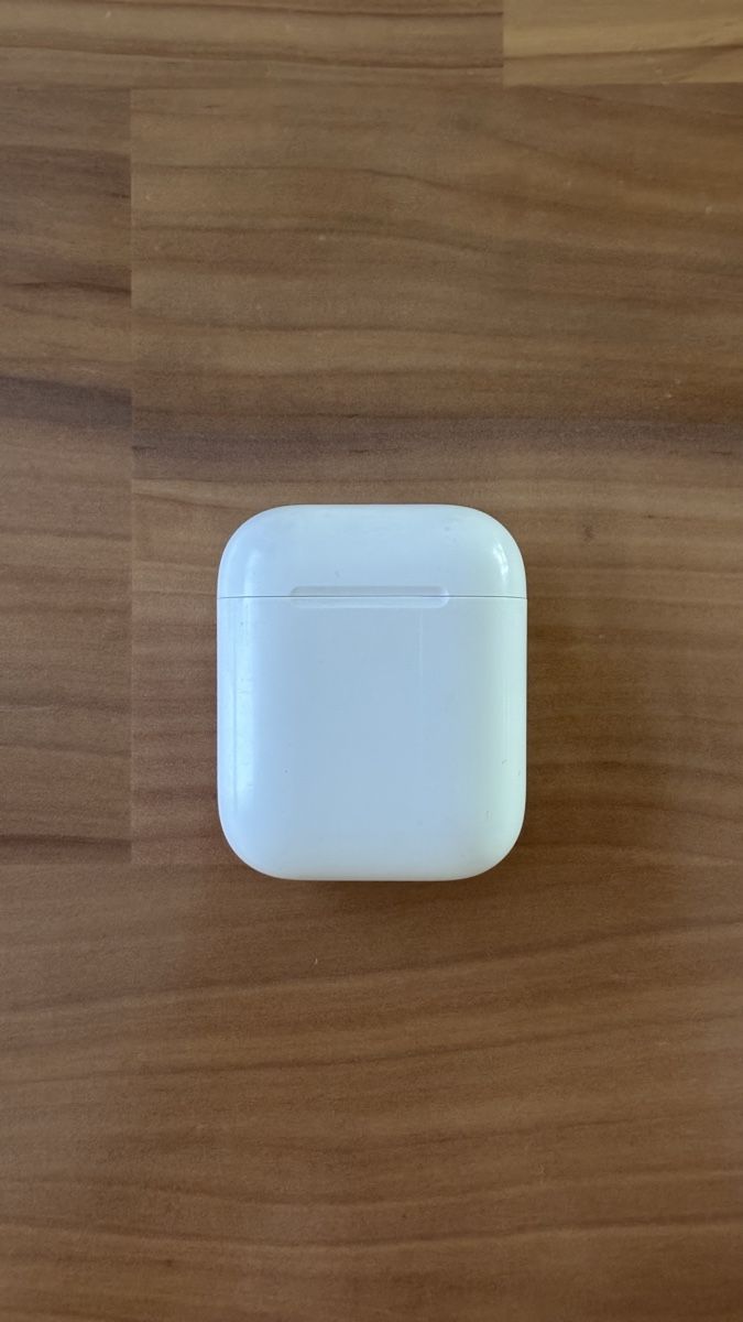 Apple Cuffie: Apple AirPods mit Ladecase – Usato da Bülach venduto da lau_58bf 1