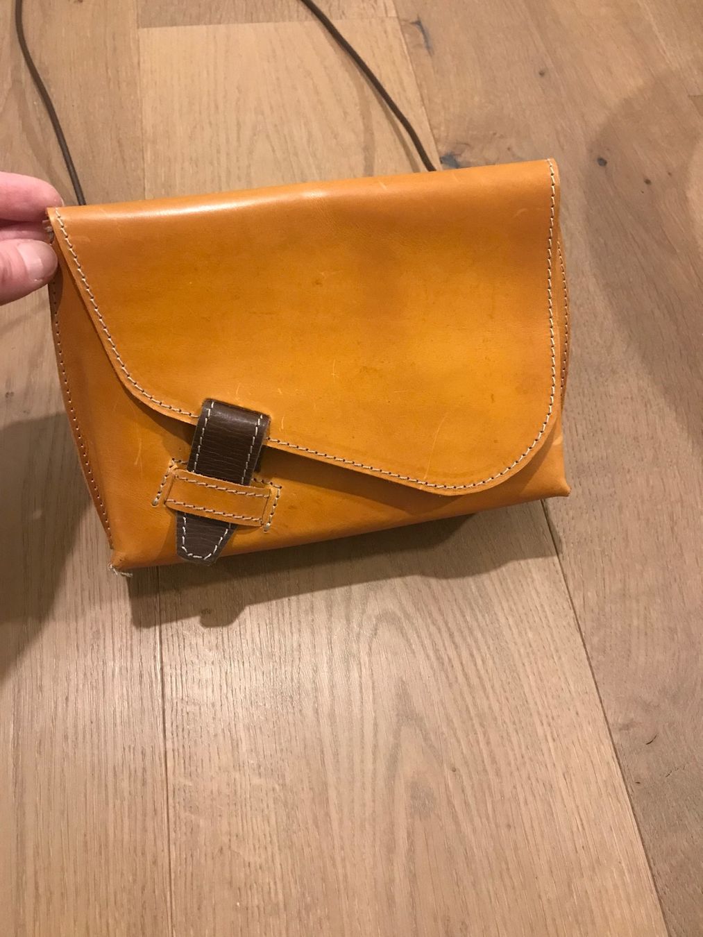 Borse da donna: Leder Tasche Handarbeit von Madrid – Usato da Affoltern am Albis venduto da variablend 1