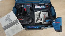 Bosch GSR 12V-15 Set Akkuschrauber Ladegerät Lampe  VERSAND