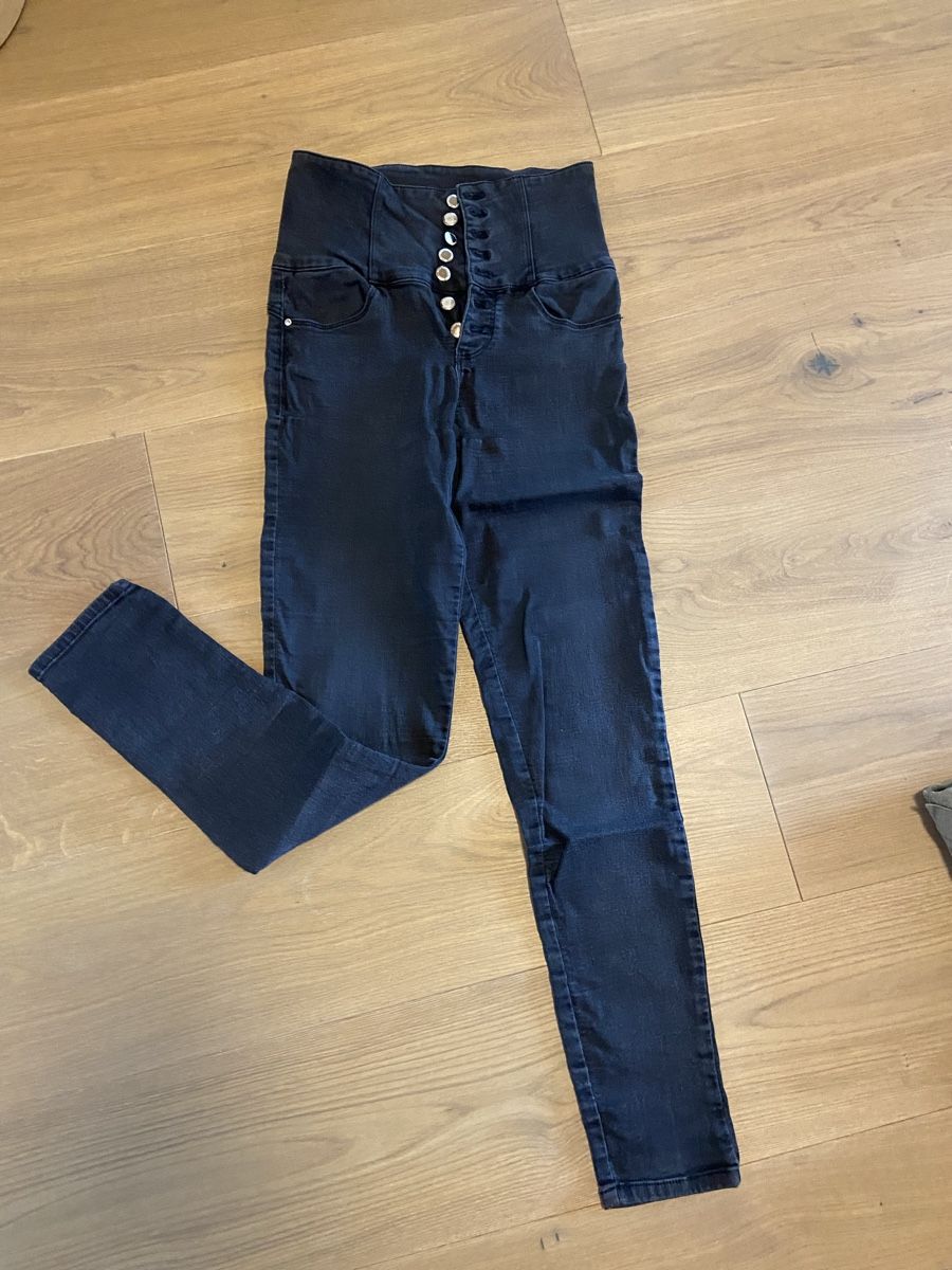 Jeans: high waist skinny jeans – Usato da Ausserberg venduto da ani_7jqv