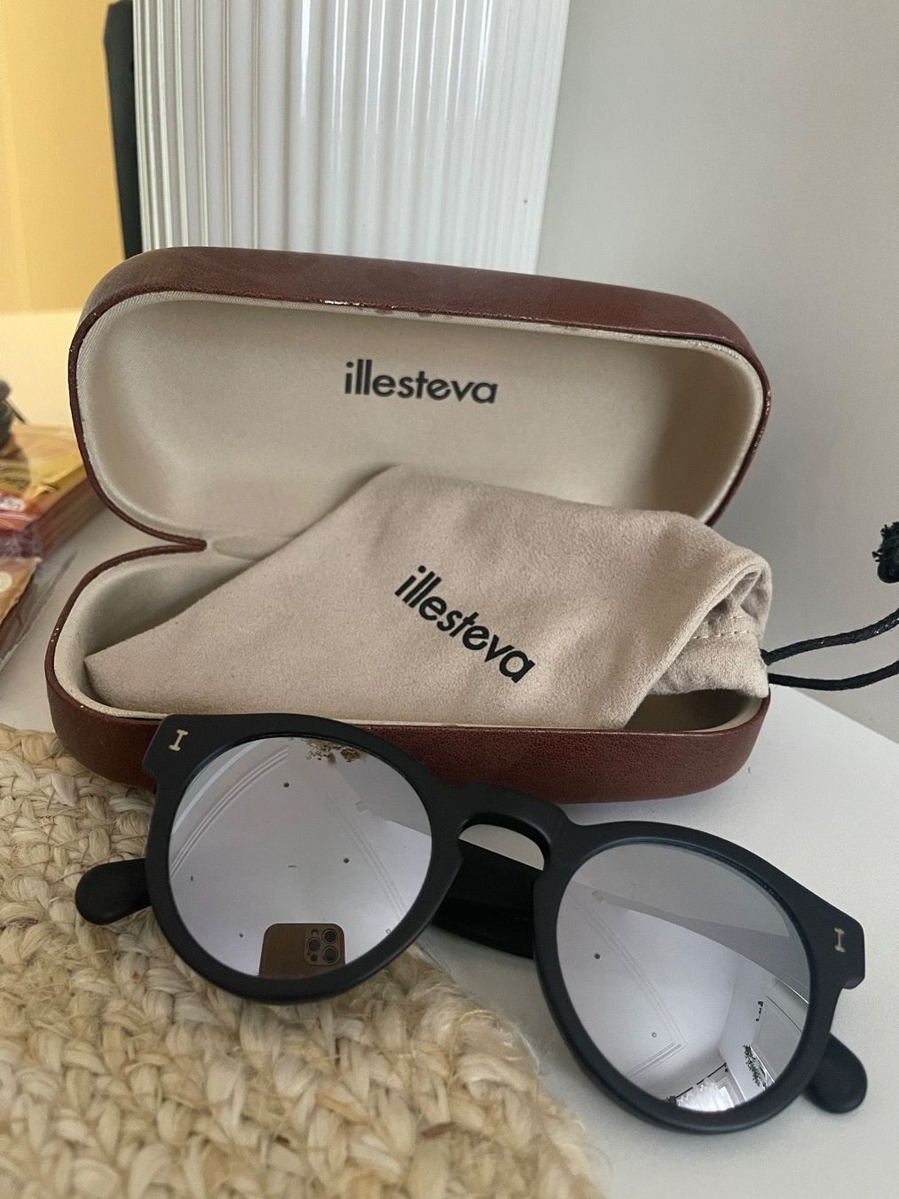 Occhiali & Lenti: Sonnenbrille illesteva 100% Original – Usato da Zürich venduto da Coco.swiss