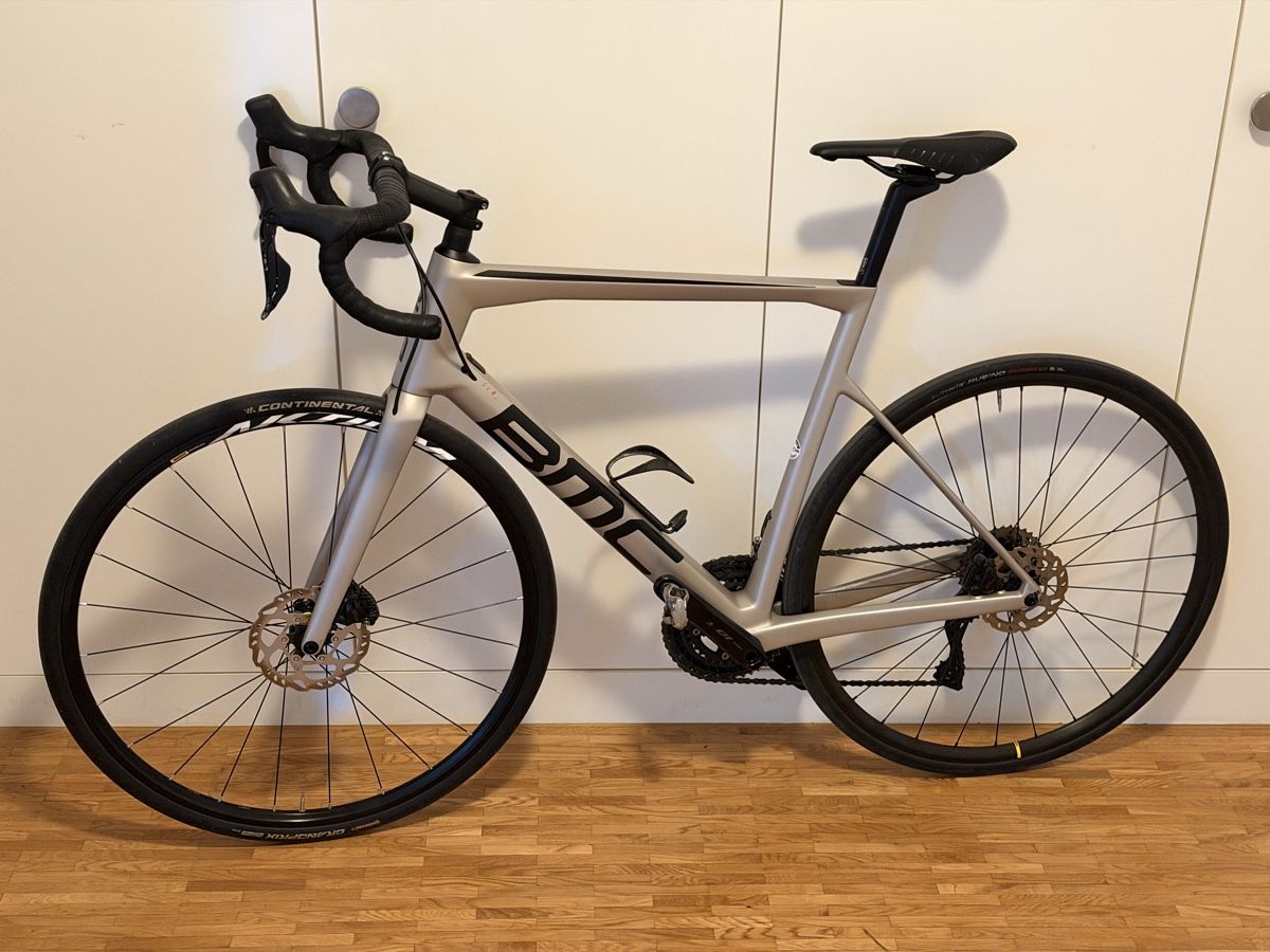 BMC Biciclette: BMC TEAMMACHINE SLR FIVE - Carbon – Usato da Zürich venduto da Gadgets2020 1