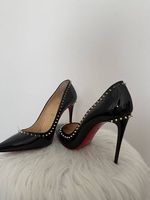 CHRISTIAN LOUBOUTIN PUMPS