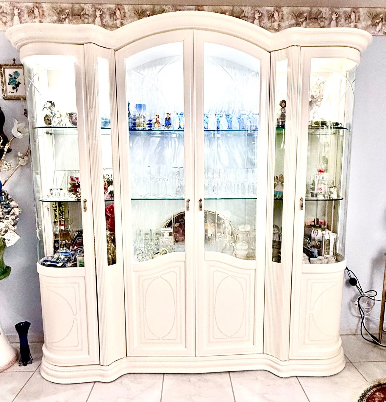 Vetrine: Vitrine (Barock) – Usato da Zug venduto da Angelsale 1