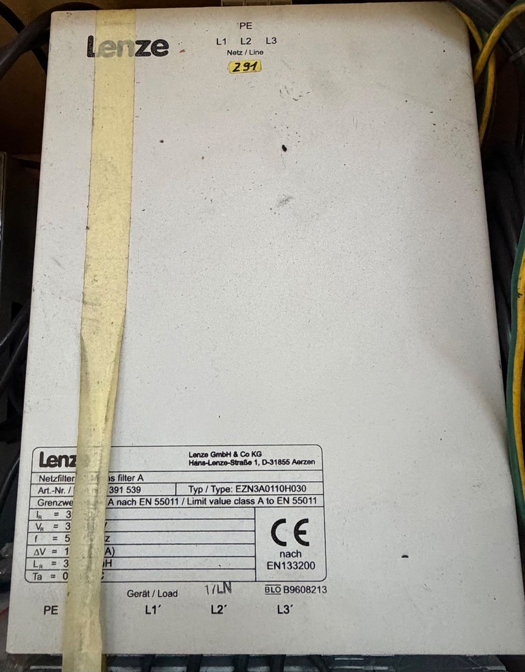 Convertitori: Lenze FU - EVF9327-ES & Netzfilter - EZN3A0110H030 – Usato da Dintikon venduto da Baddaru 3