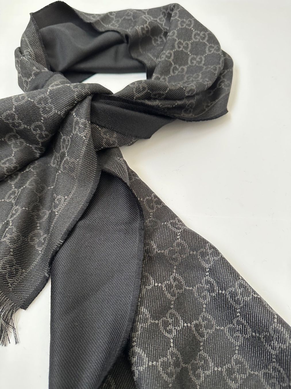 Gucci Sciarpe: Gucci sciarpa – Nuovo (secondo la descrizione) da Pregassona venduto da Reluxuryspace 6
