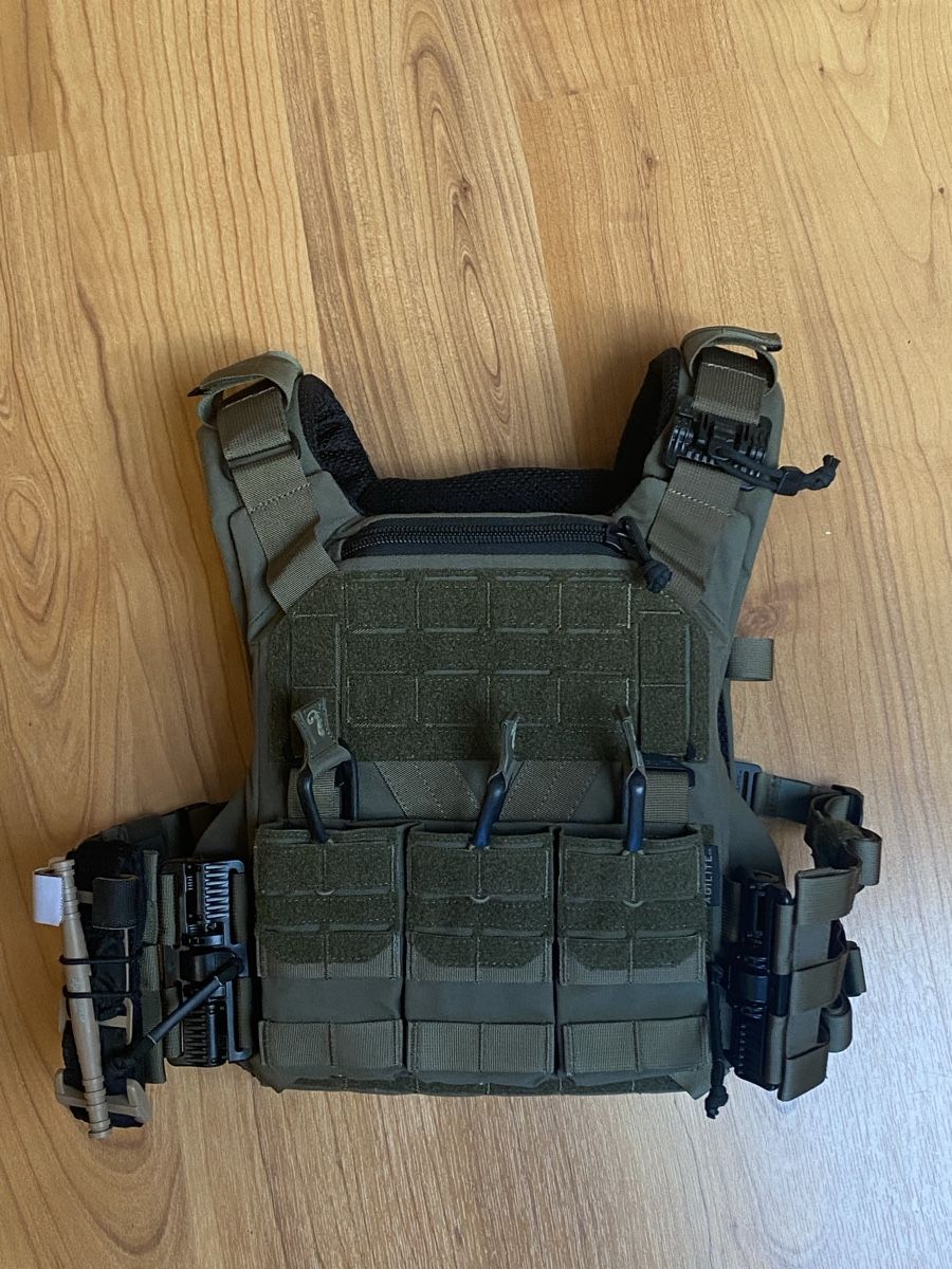 Uniformi: Agilite K19 Plattenträger – Nuovo (secondo la descrizione) da Safenwil venduto da _e_99_
