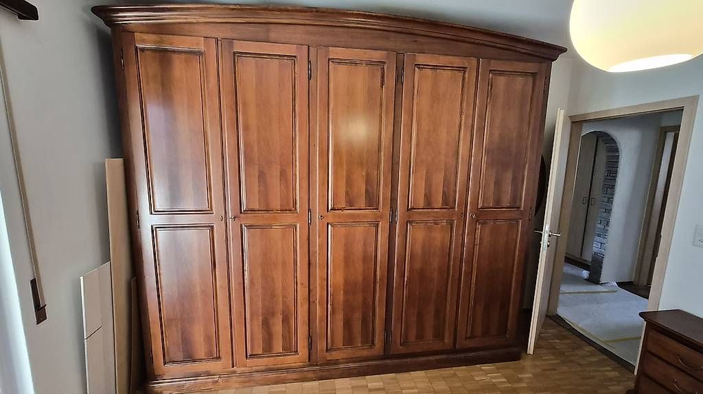 Armadi: Camera matrimoniale in vero legno – Usato da Castione venduto da Calipapi 3