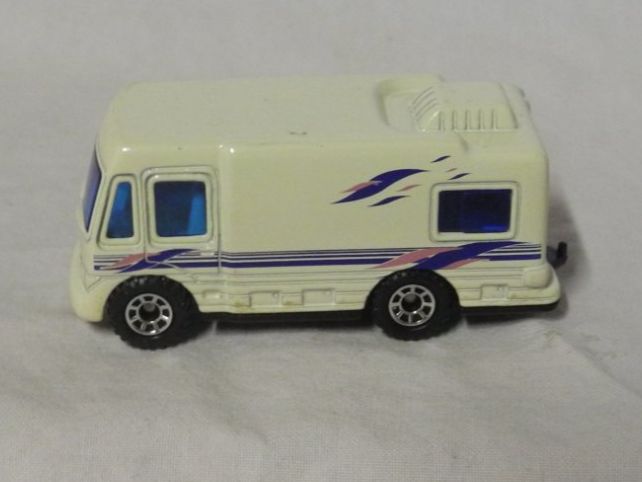 Matchbox Modellini d'auto: MATCHBOX  TRUCK  CAMPER  1998  UNBESPIELT – Usato da Gurtnellen venduto da Murmeli99 1