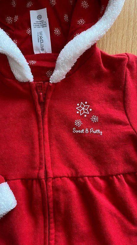 Completi & Tailleur: AKTION Roter Baby - Zweiteiler – Nuovo e nell'imballaggio originale da Basel venduto da Seifehuesli 8